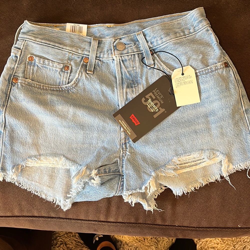 Levi’s size 26 never worn shorts with tags